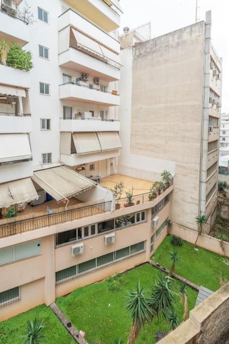 Modernised Athenian Apartment /W 2Br & 2Ba ภายนอก รูปภาพ